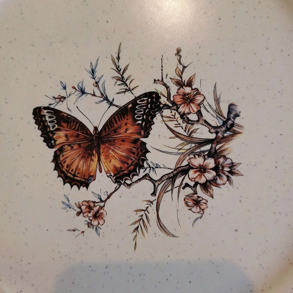 Vintage Treasure Craft Pottery Dinner Plates 1970’s, Set of 4/9.5in Butterflies. - Picture 2 of 4
